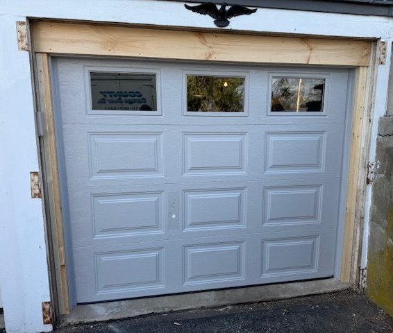 Garage Door With Sealing